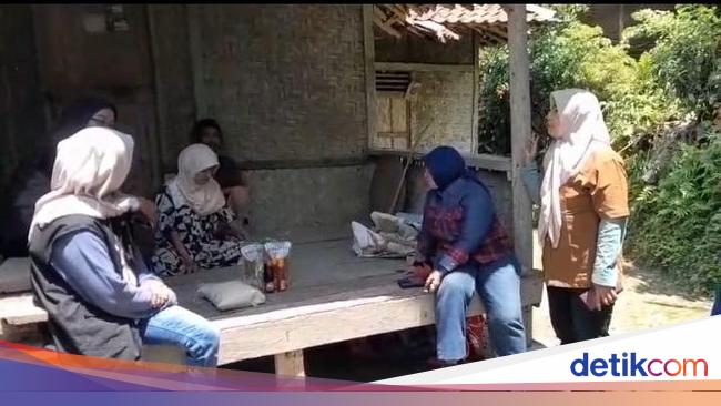 Tinggal Bareng Anak Kebutuhan Khusus, Nenek di Banten Dapat Bantuan Kemensos