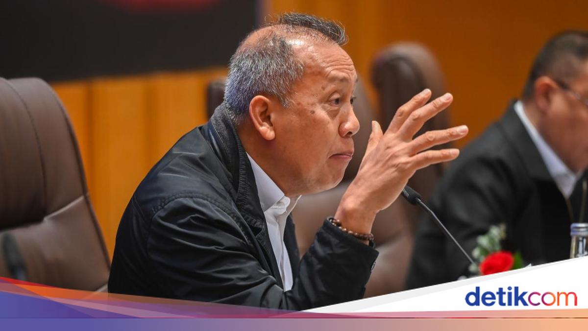 2 Hakim MK Pernah Dicokok KPK, Pimpinan DPR Harap Adies Jaga Integritas