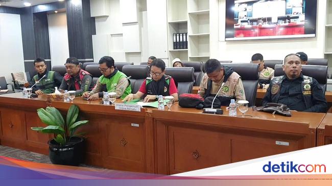 Aliansi Ojol Curhat di DPR Minta Potongan Tarif 10% Direalisasikan