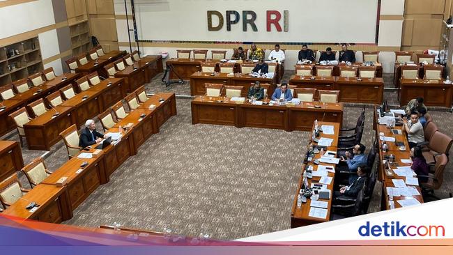 Legislator Tanya Calon Hakim Agung 5 Kali Ikut Seleksi: Apa Motivasi Bapak?