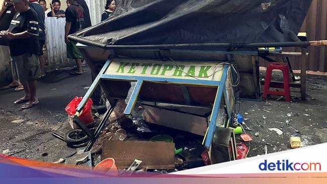Pria Rusak Gerobak-Aniaya Penjual Ketoprak di Depok Diduga Sedang Mabuk