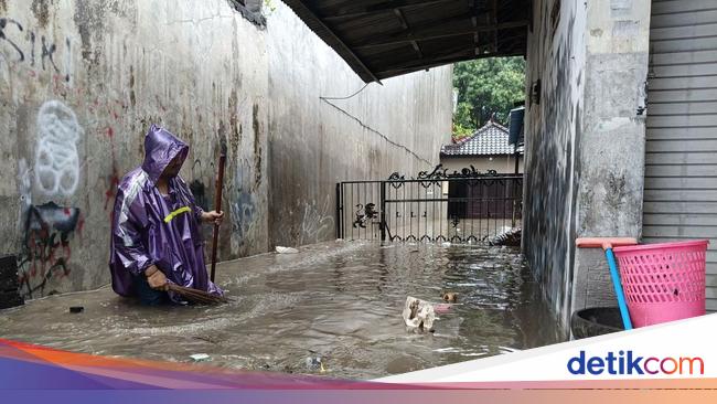Duka Pulau Dewata Diterjang Banjir hingga Jatuh Korban Jiwa