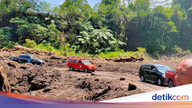 Kemensos Salurkan Bantuan Korban Banjir Bandang Nagekeo NTT