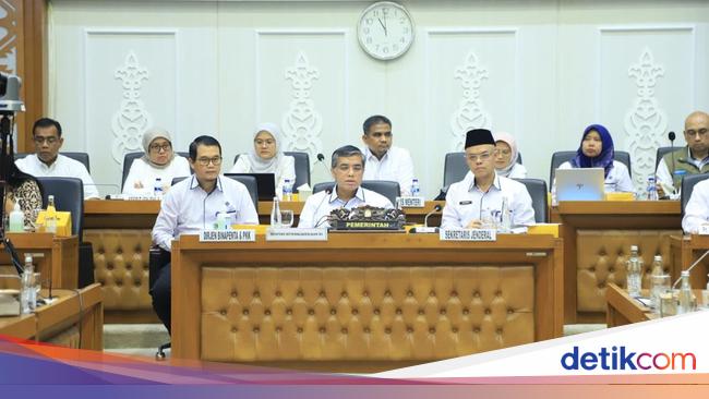 Menaker Harap RUU PRT Beri Kepastian Hukum &amp; Jaminan Sosial yang Adil