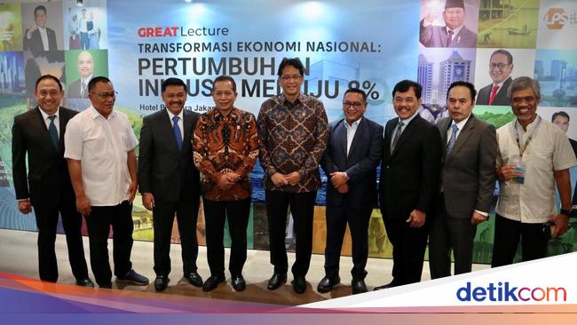 Menkop Ferry Dorong Koperasi Berperan Sentral Capai Pertumbuhan Ekonomi 8%