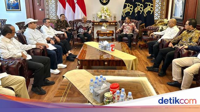 Menkum Terima Pengurus PWI Pusat, Blokir Administrasi Resmi Dibuka
