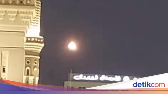 メディナの空を飛んでいる派手なミサイル、サウジアラビアは声明を出していません