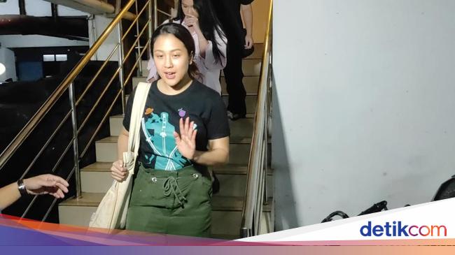 Urusan Kucing Uya Kuya dengan Sherina Selesai!