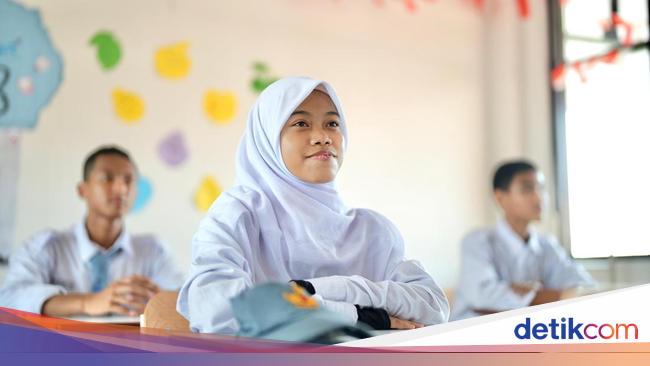 Kehilangan Pelukan Orang Tua, Adelia Bersyukur Masuk Sekolah Rakyat