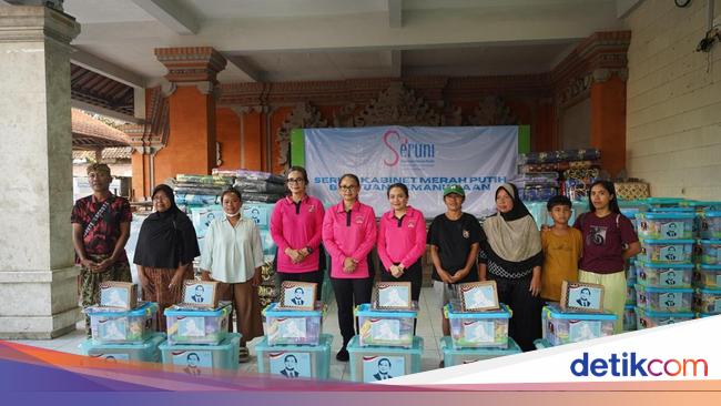 Ketum Bhayangkari Salurkan Bantuan ke Warga Korban Banjir di Bali