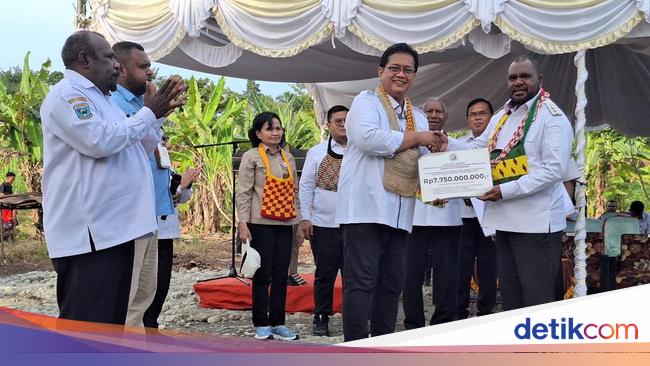 Kementrans Salurkan Rp 10,4 M untuk 2 Kawasan Transmigran di Papua Barat