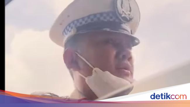 Viral Polantas Tetap Sabar Hadapi Pemobil Tak Terima Disetop di Tol Kapuk