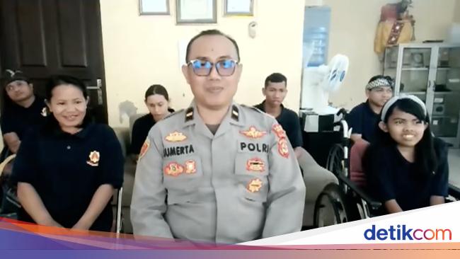 Ipda Sumerta Cerita Awal Mula Mengajar Anak-anak Disabilitas di Gianyar
