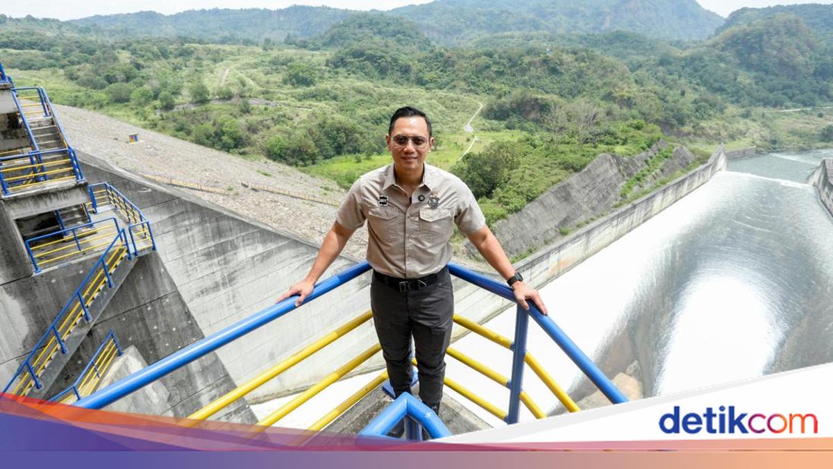 AHY Dorong Pengembangan PLTS di Bendungan Jatigede