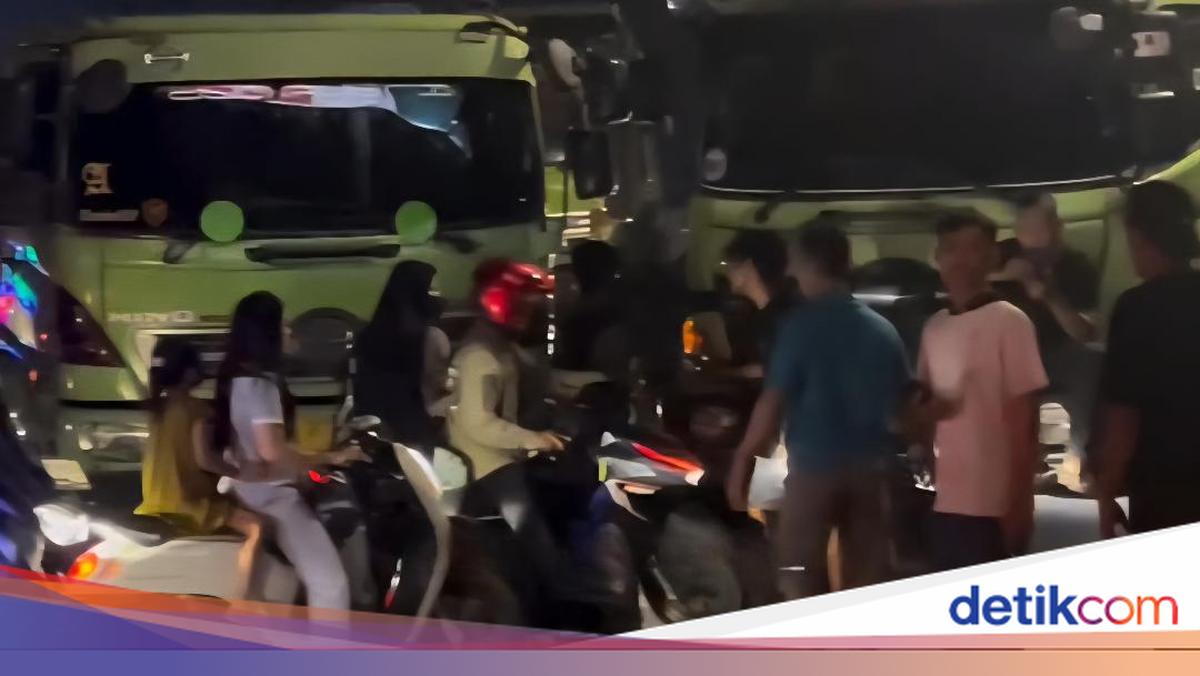 Viral Sopir Truk Tambang Blokade Jalan Parung Panjang, Ini Kata Pemkab Bogor