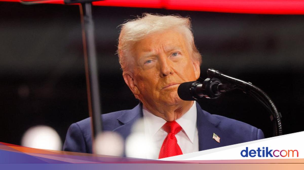 Trump Getok Tarif Impor Obat 100%, Saham Perusahaan Farmasi Terguncang