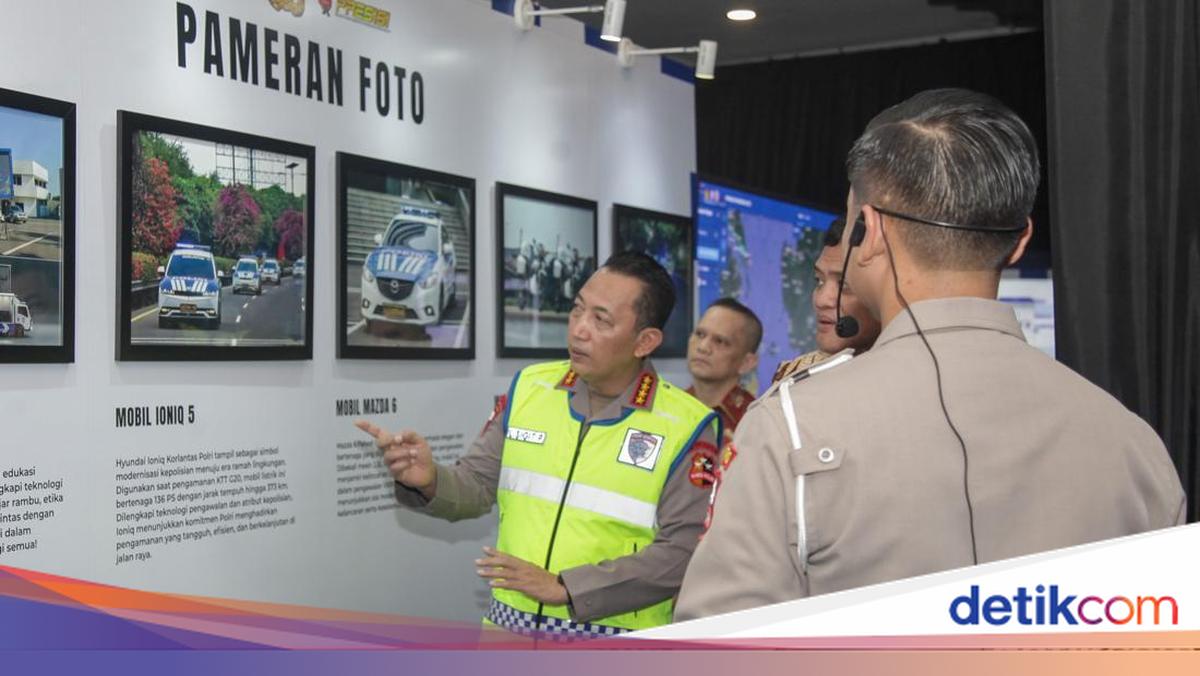 Kapolri Tinjau Pameran Korlantas Polri, Hadirkan Inovasi Bantu Masyarakat