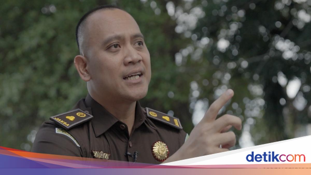 Teguh Lawan Korupsi, Sosok Andri Zulfikar Hadapi Tekanan Massa dan Suap Fantastis