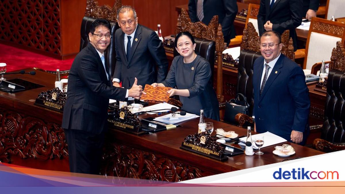 Diusulkan DPR, Pemerintah Tambah Minyak 2 Liter dalam Bansos Pangan