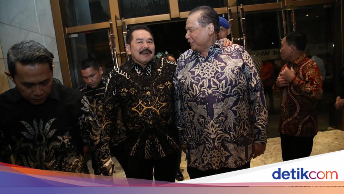 Jaksa Agung dan Chairul Tanjung Hadiri Malam Puncak Adhyaksa Awards 2025