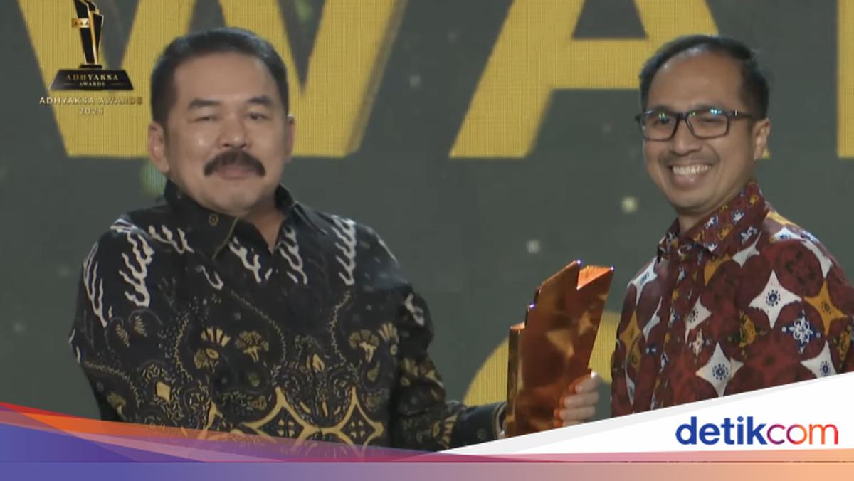 Raih Penghargaan Adhyaksa Awards, Ryan Palasi Ingatkan Pesan Jaksa Agung