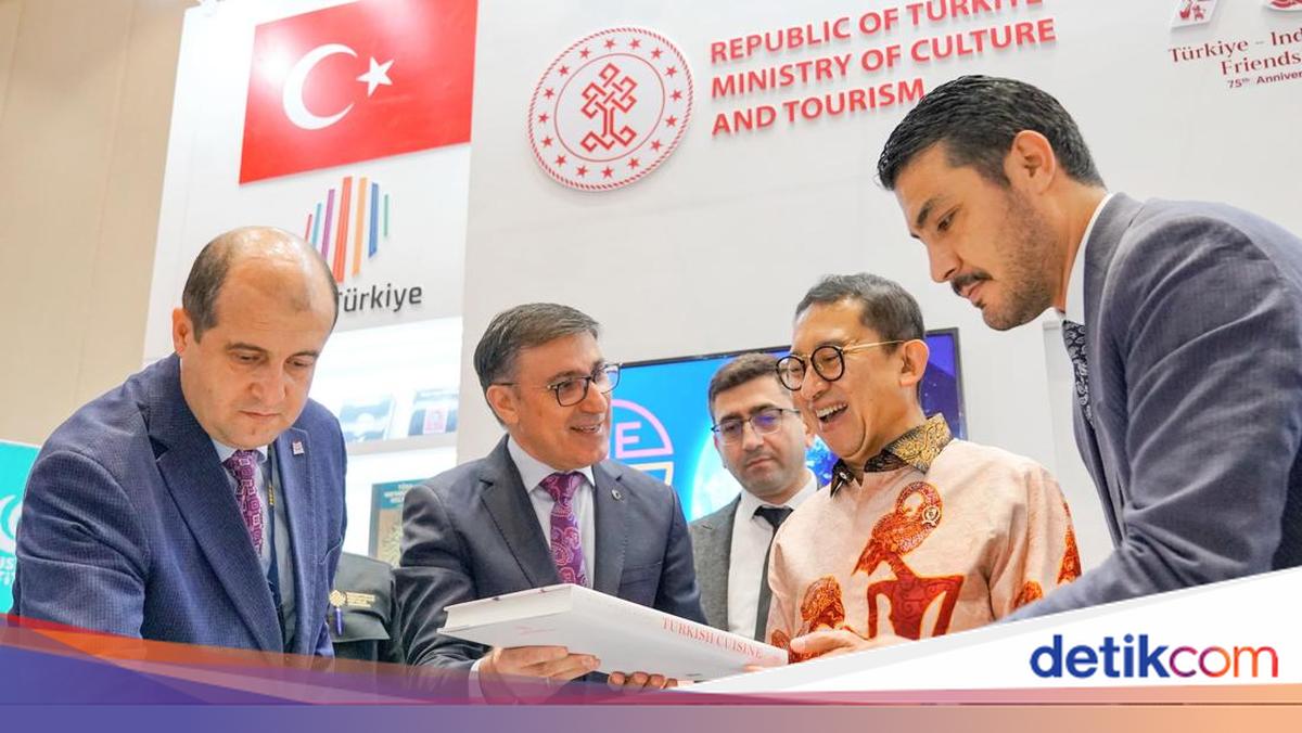 Menbud Dorong Langkah Strategis Kenalkan Sastra Indonesia ke Dunia