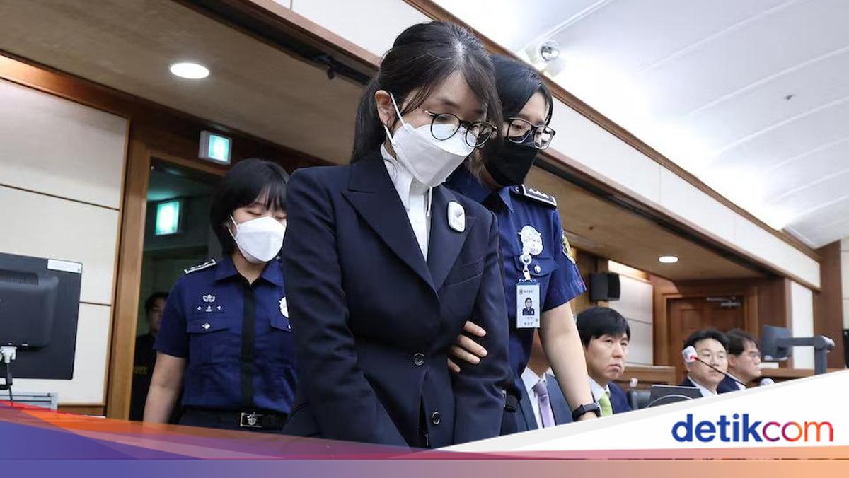 Former First Lady of South Korea: 15-Year Prison Sentence Demand