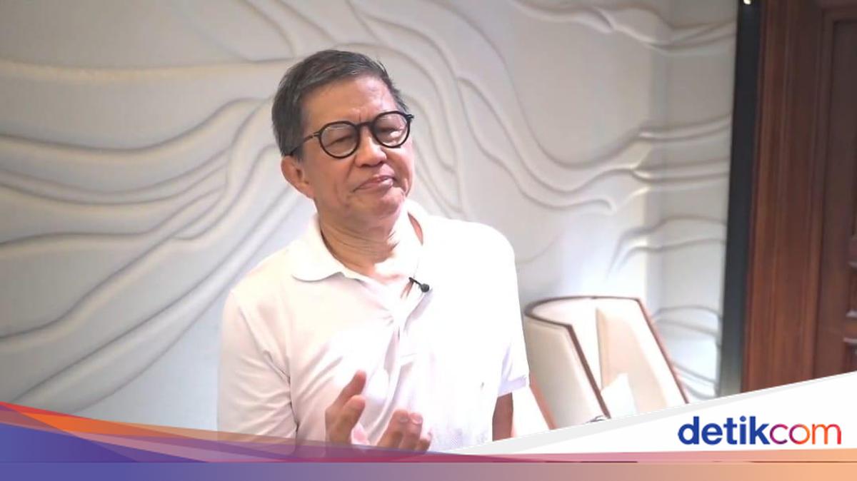 Rocky Gerung Puji Kakorlantas Bijak Respons Keluhan Warga soal Sirene-Rotator