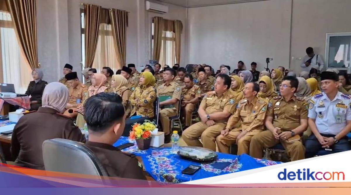 Jauh dari Stigma Kaku, Jaksa di Kepahiang Turun ke Sawah-Dampingi Warga