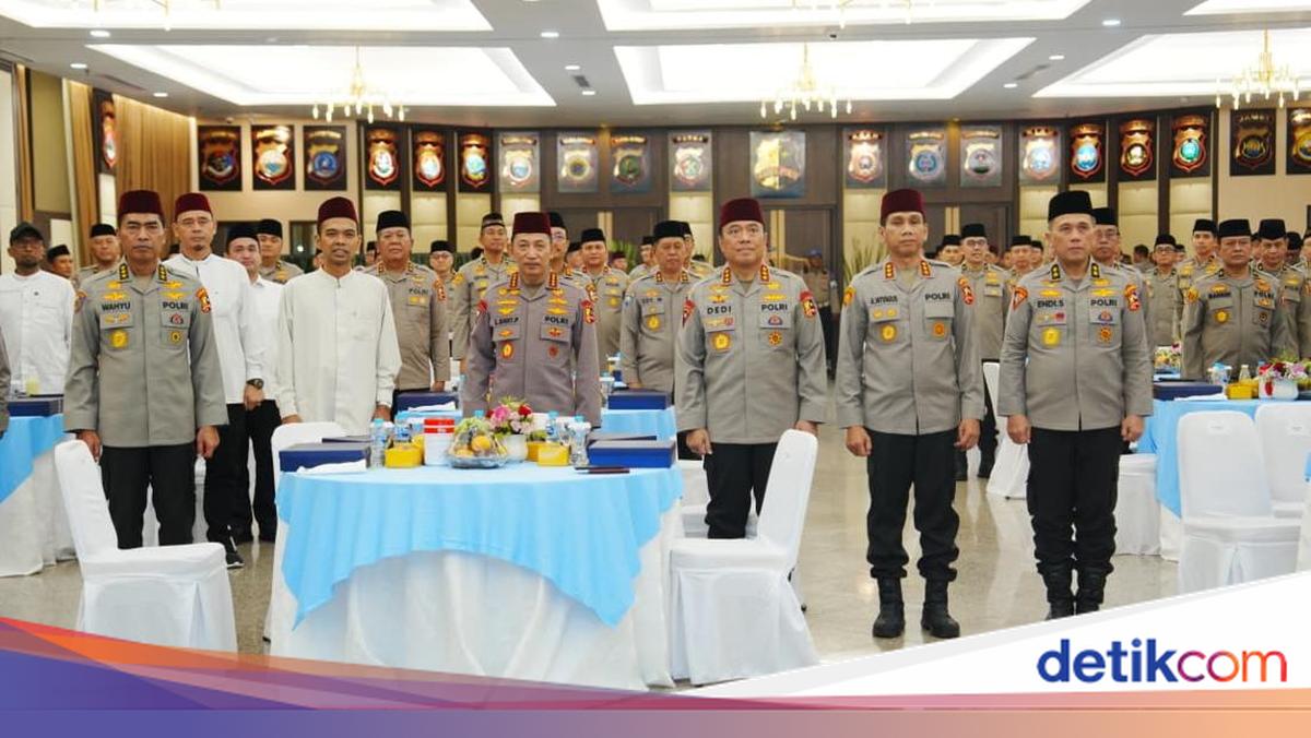 Ceramah di Mabes Polri, UAS Tekankan Pentingnya Toleransi Beragama
