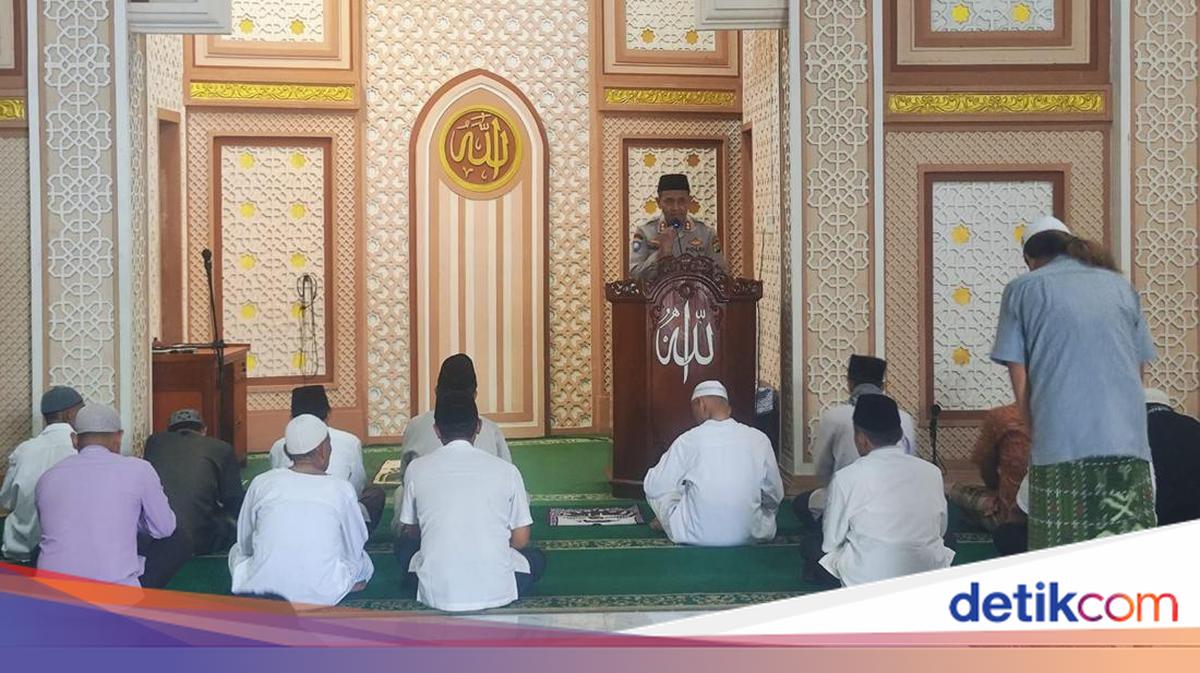 Polda Metro Jumat Keliling di Jakut, Ajak Warga Jaga Persaudaraan