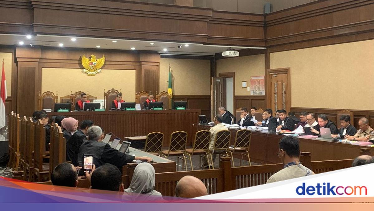 Ahli Jawab Hotman Paris: Abolisi Kasus Gula Cuma Buat Tom Lembong