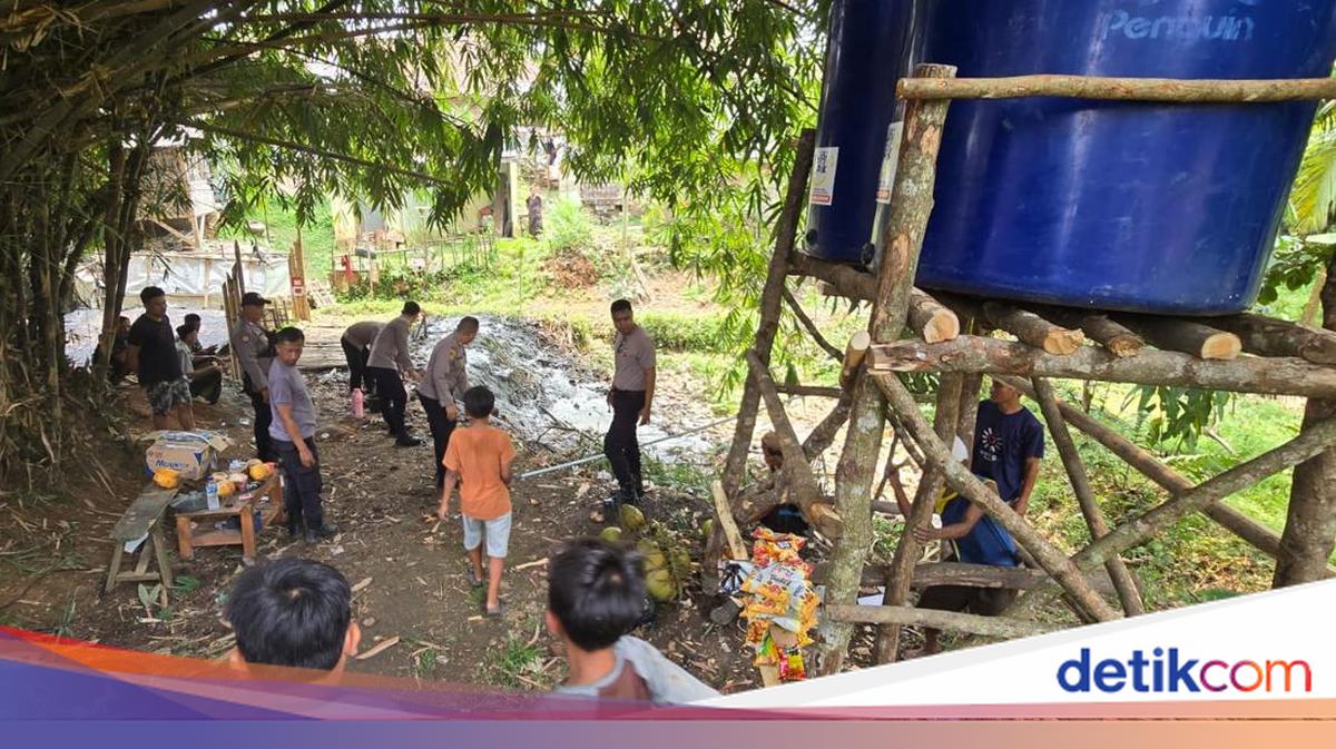 Respons Cepat Krisis Air Bersih, Polres Bogor Bikin Sumur Bor di Desa Tapos