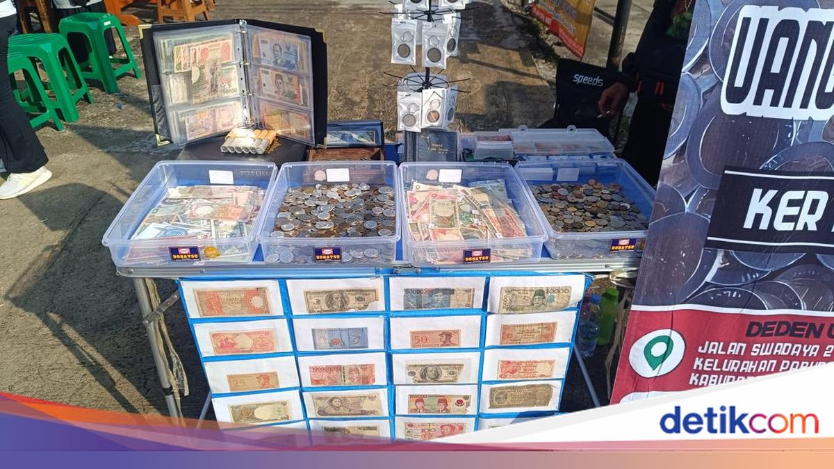 Cara Tak Biasa Warga Depok ke CFD, Berburu Uang Kuno Buat Mas Kawin