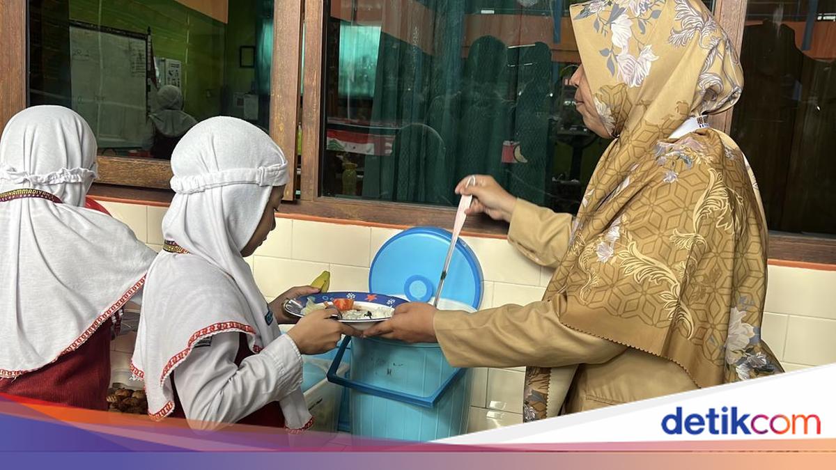 Tolak MBG, Ortu Siswa SD di Solo Pilih Bayar Rp 10 Ribu ke Dapur Sekolah