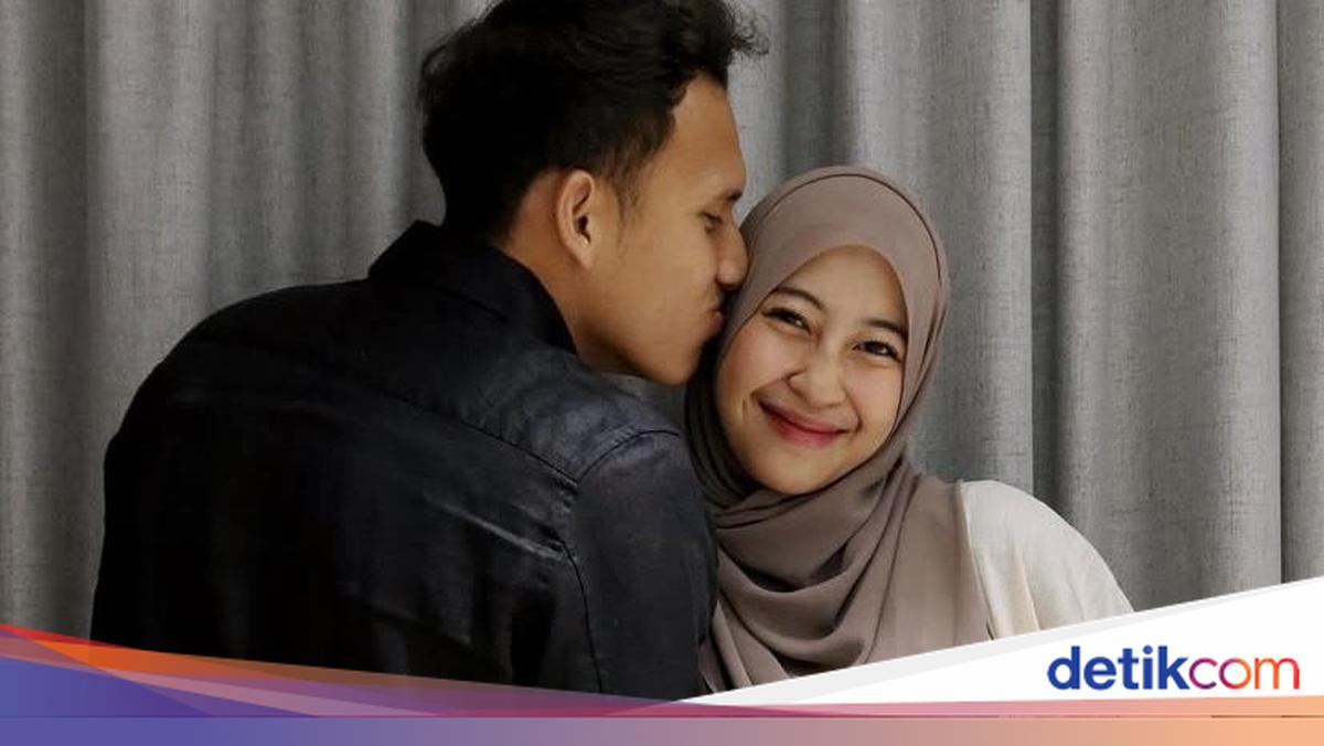 Gaya Adiba Khanza Saat 'Cafe Hopping' di Jakarta hingga Bandung