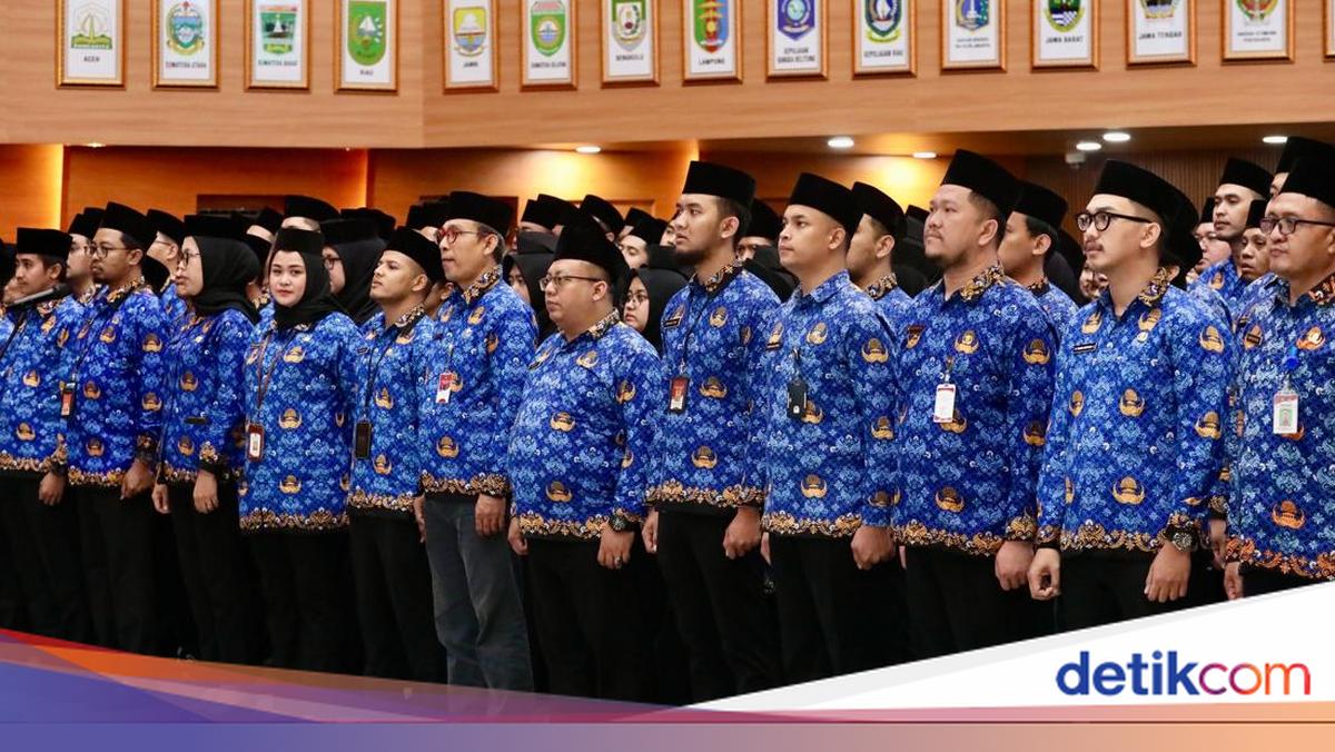 Lantik 1.256 PPPK &amp; 47 Pejabat Fungsional, Ini Pesan Sekjen Kemdagri