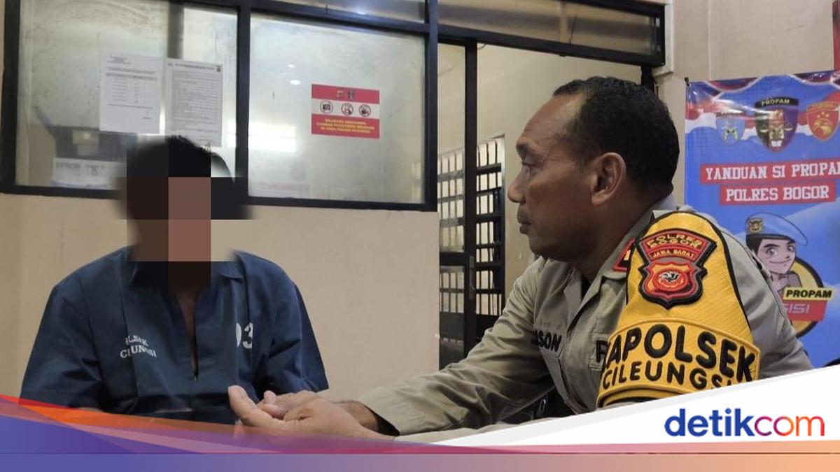 Pria Copet HP Saat Serah Terima Rumah Subsidi di Bogor, Bawa ID Pers Palsu