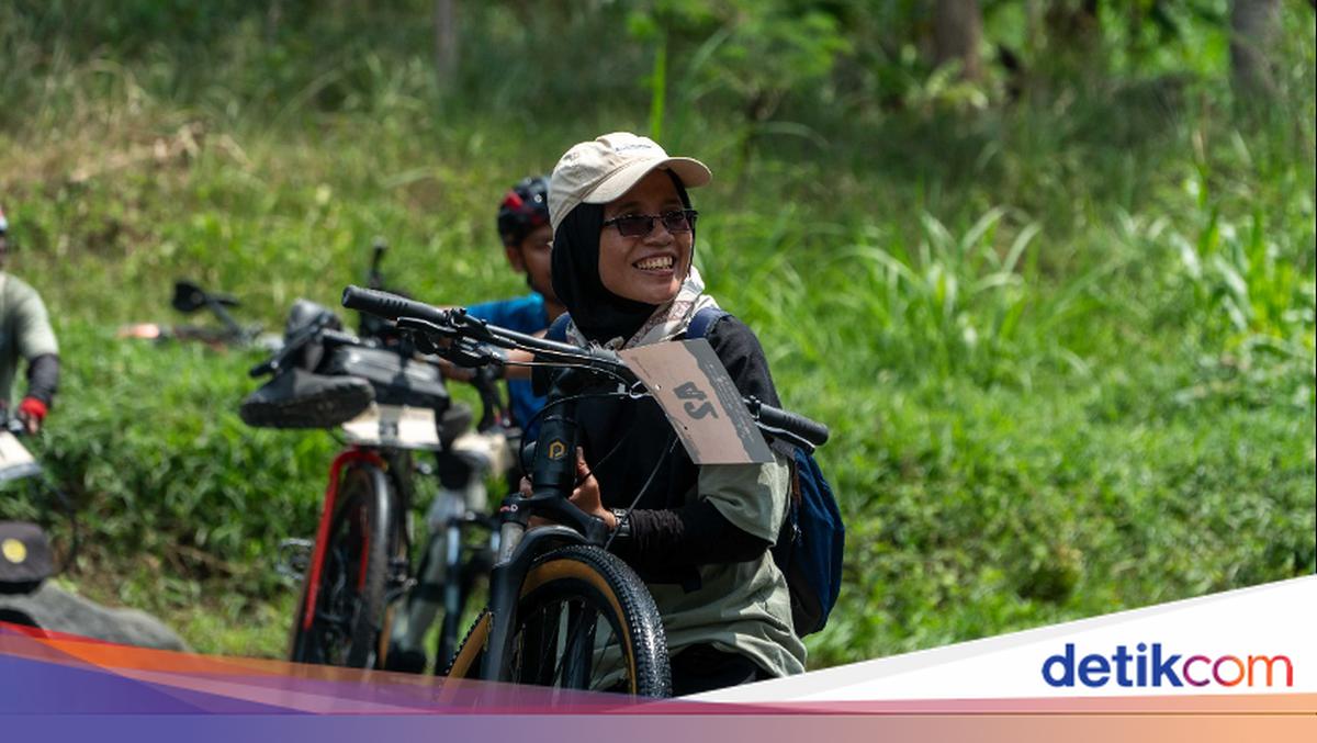 Uniknya Balap Sepeda Gunung Ini: Bikepackers