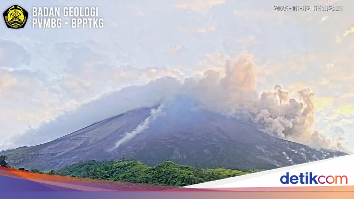 Gunung Merapi Luncurkan 4 Kali Awan Panas Guguran dalam Sehari