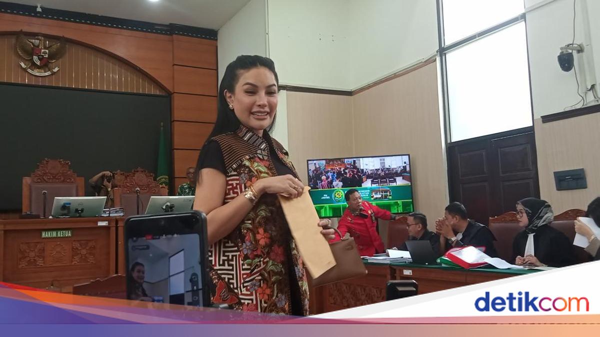 Nikita Mirzani Ungkap Kekecewaan, Bantah Tuduhan Pemerasan dan TPPU