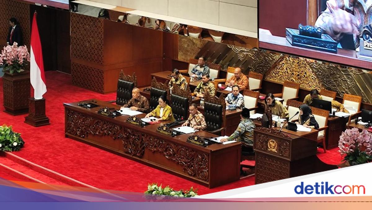 Paripurna DPR Sahkan Pansus Penyelesaian Konflik Agraria