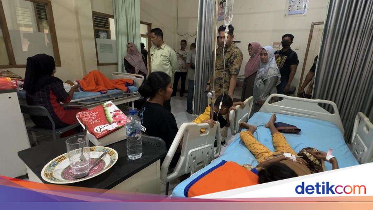 Gubernur Sumbar Setop Dapur SPPG Usai Puluhan Siswa Keracunan MBG di Agam