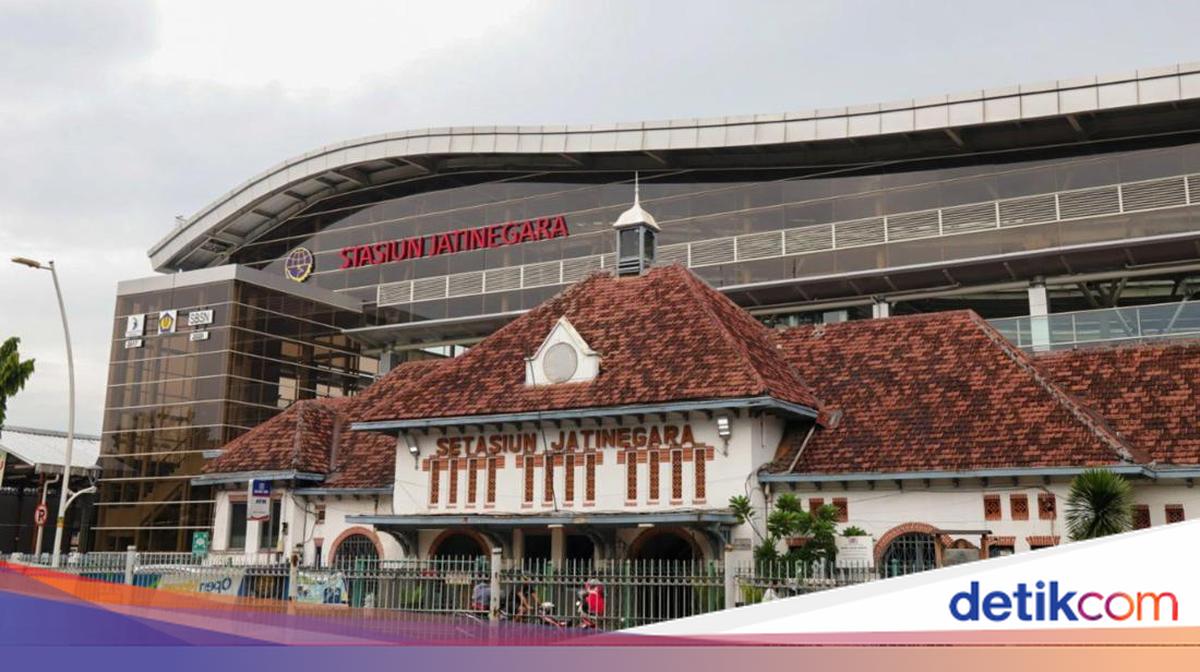 Ada HUT TNI di Monas, Penumpang KA Ini Bisa Naik-Turun di Jatinegara