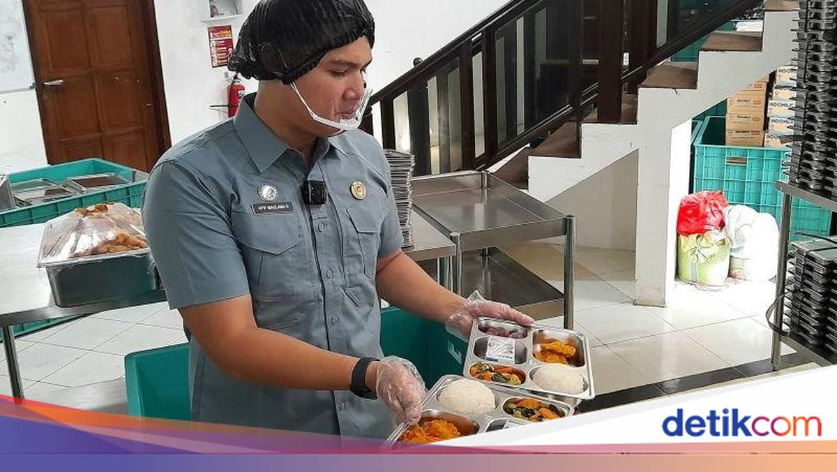 Siswa di Depok Bisa Pilih Menu Makan Bergizi Gratis Lewat DM IG
