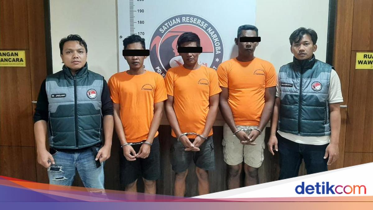 Selundupkan Narkoba 12 Kg dalam Truk Jeruk di Tol Japek, 3 Orang Ditangkap