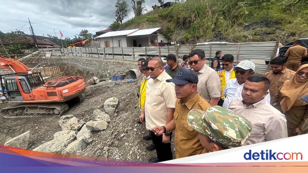 Andre Rosiade: Pengerjaan Jalan Air Dingin Solok Bisa Desember 2025