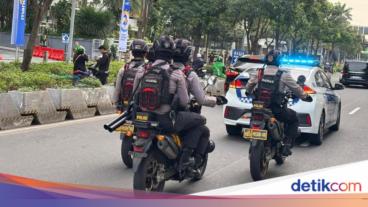 Polda Metro Gelar Patroli Skala Besar Susuri Jalan-jalan Jakarta