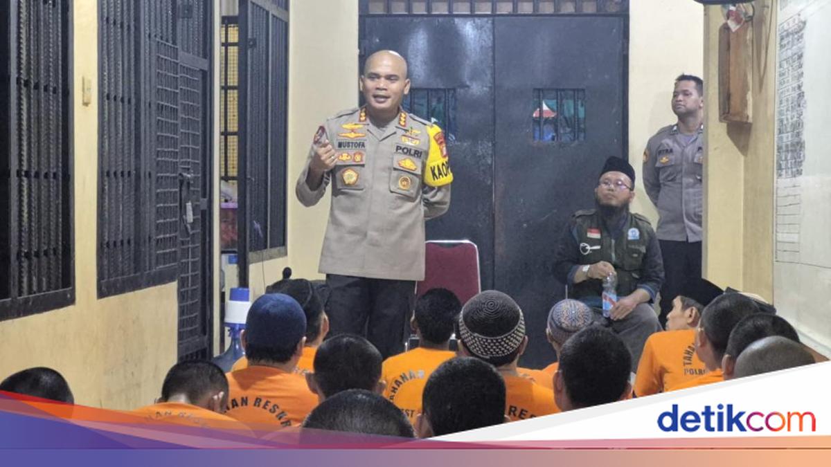 Kapolres Bekasi Ajak Ustaz Temu Napi, Bina Tahanan dari Dalam Rutan