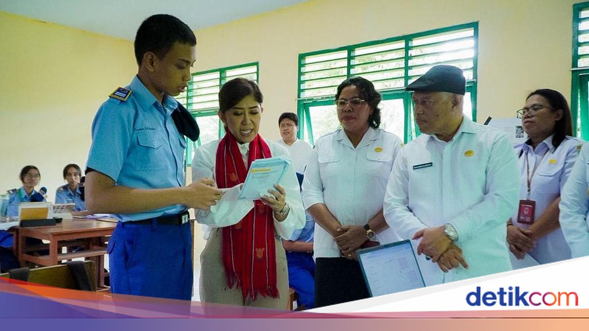 Komdigi Pastikan Dukung Akses Internet untuk Sekolah Garuda di Ambon